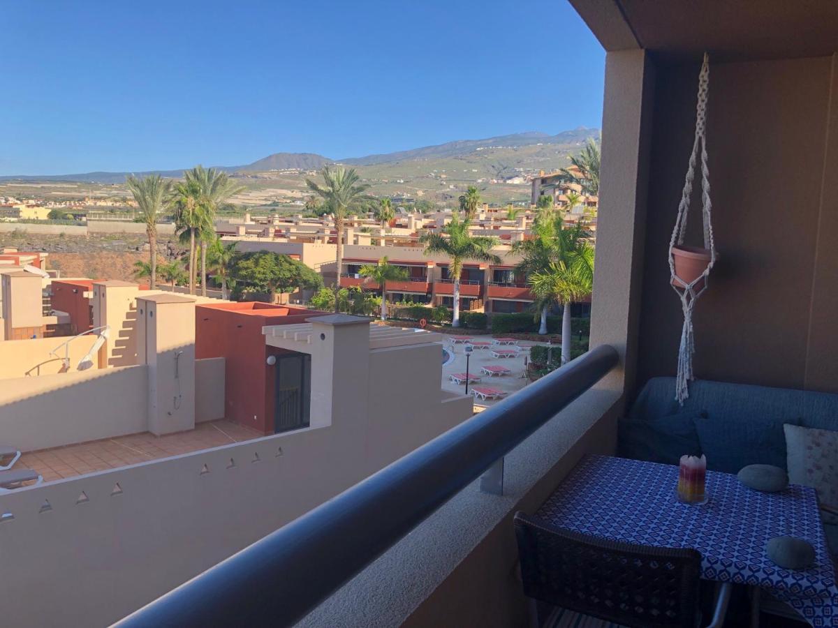 2 Bedroom With Parking, Wifi, Views & Heated Pool Playa Paraíso Eksteriør billede